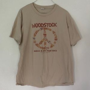 Woodstock T-Shirt ☮️